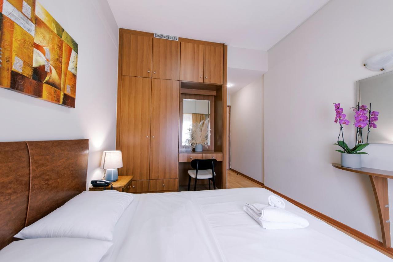 Hotel Cronos Árta Kültér fotó