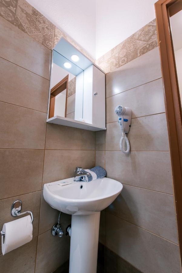 Hotel Cronos Árta Kültér fotó